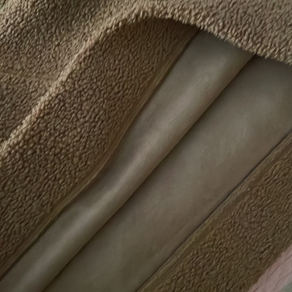 Like new, new without tags - Picture 4 of 4